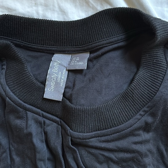 Sweaty Betty Work Out T-Shirt - Picture 4 of 5